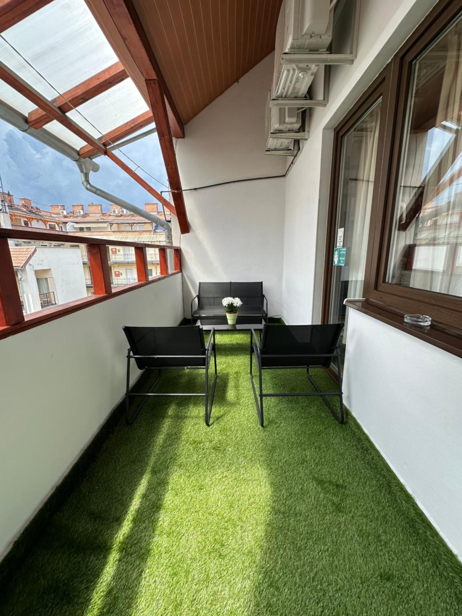Centroom Apartment Boedapest Buitenkant foto
