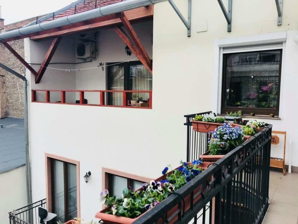 Centroom Apartment Boedapest Buitenkant foto